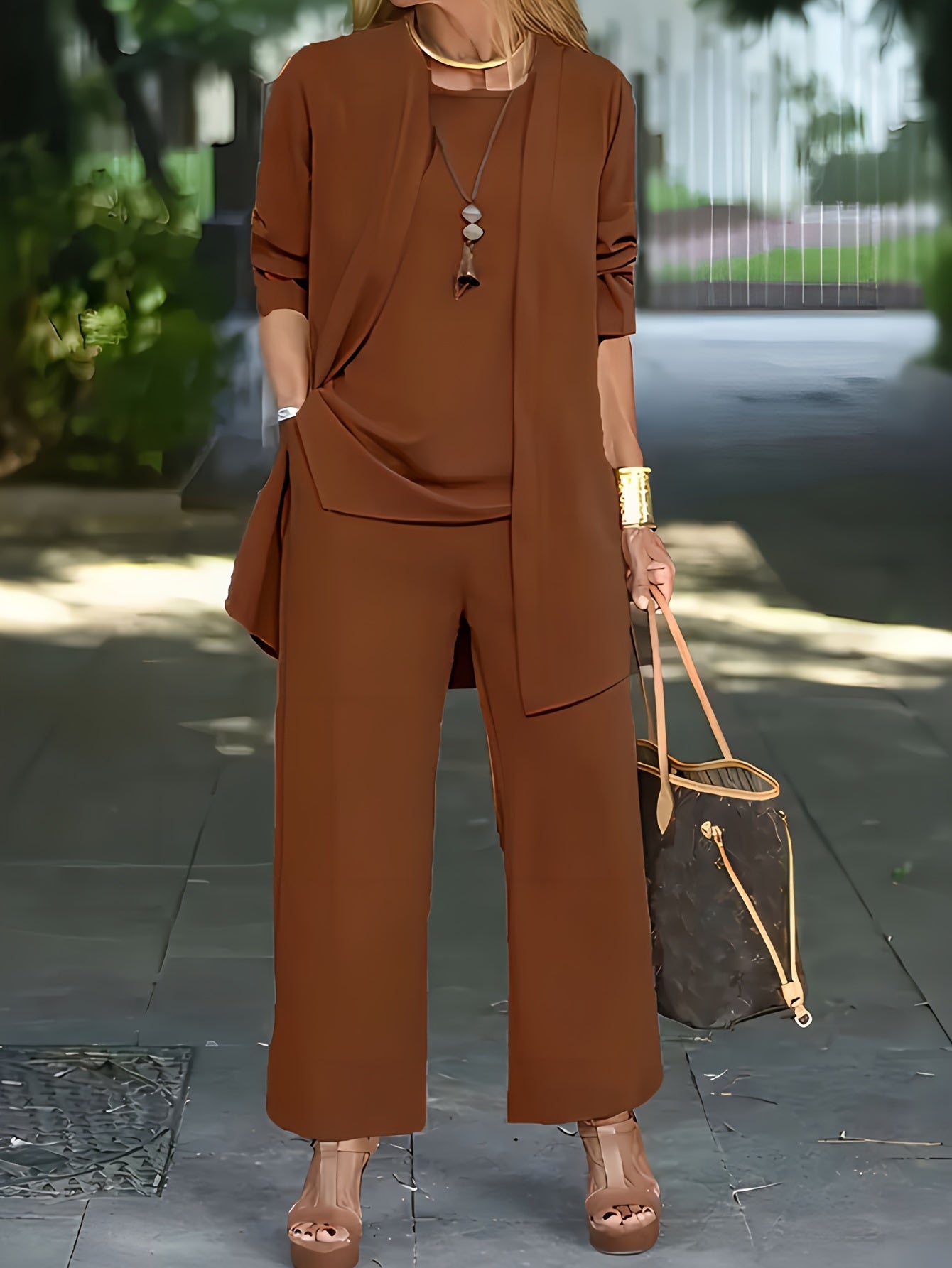 Eva - Chic Solid Three-Piece Outfit Set