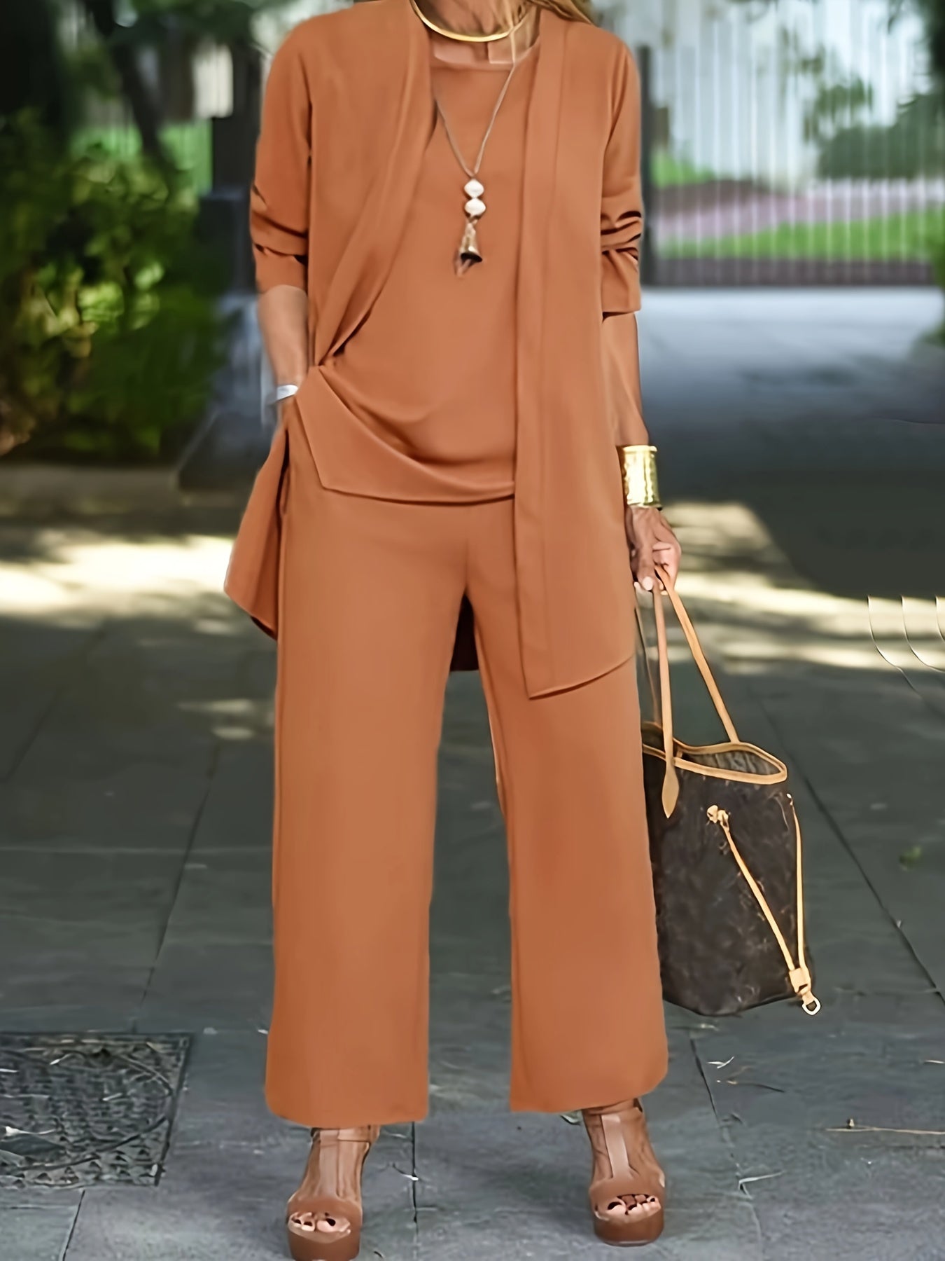 Eva - Chic Solid Three-Piece Outfit Set